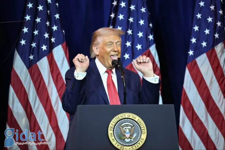 ژست عجیب ترامپ در یک سخنرانی جلب‌توجه کرد