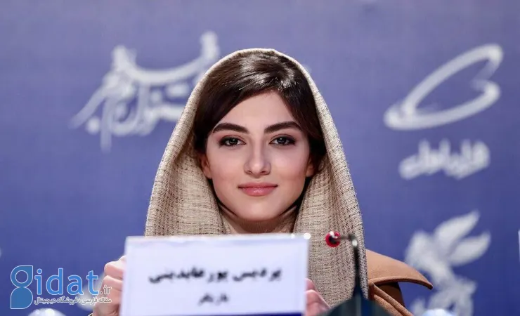 عکسی جذاب از پردیس پور عابدینی در تولد ۲۵ سالگی اش