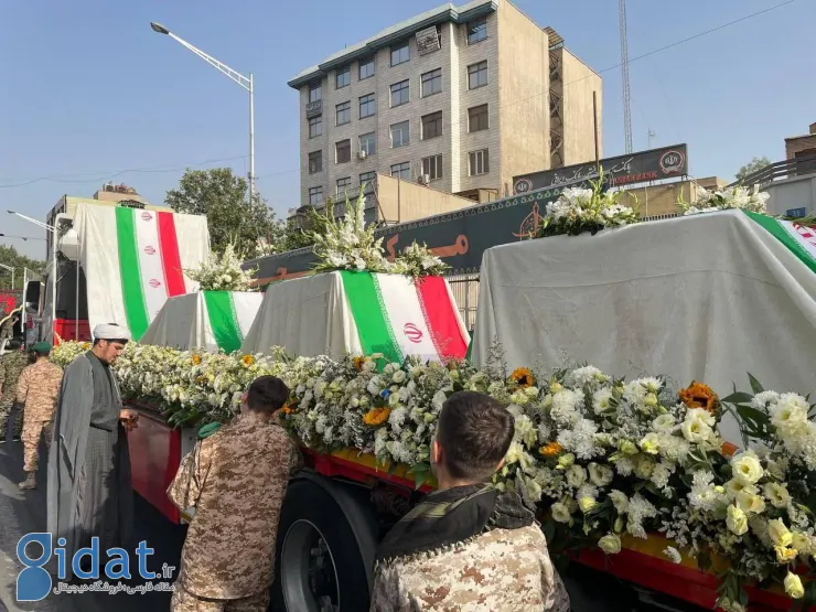 تصویر ماشینی که اجساد کودکان شهید جنگ را حمل می کرد