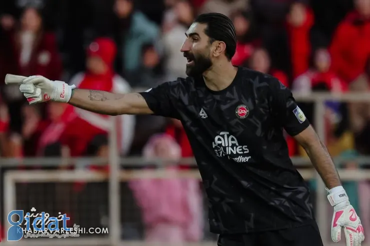 جنگ بین تراکتور و پرسپولیس با پوستر ویژه بیرانوند آغاز شده است!