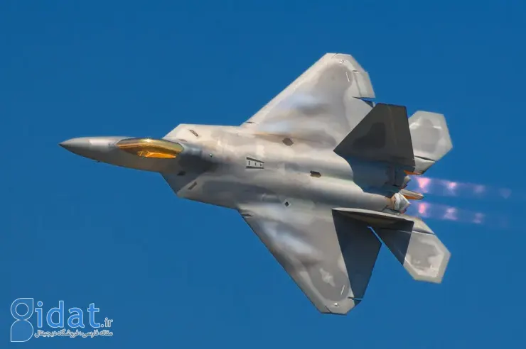 فرود مشکوک ۱۲ جنگنده اف ۲۲ در پایگاه هوایی اسرائیل