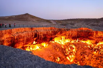 عکس دیدنی از دروازه جهنم که روی زمین است