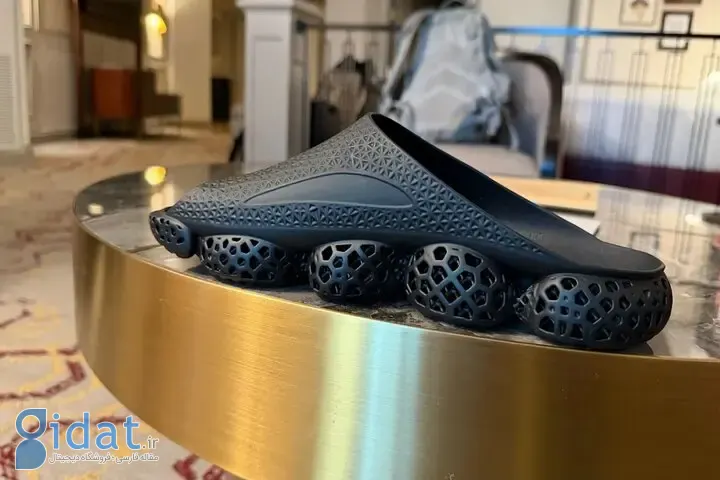 وجود این کفش به هوش مصنوعی وابسته است