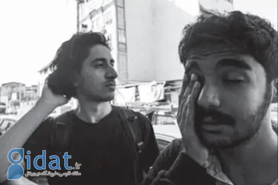 در امیرآباد تهران، همه از مرگ ناگهانی عرفان و فرهاد شوکه شده‌اند