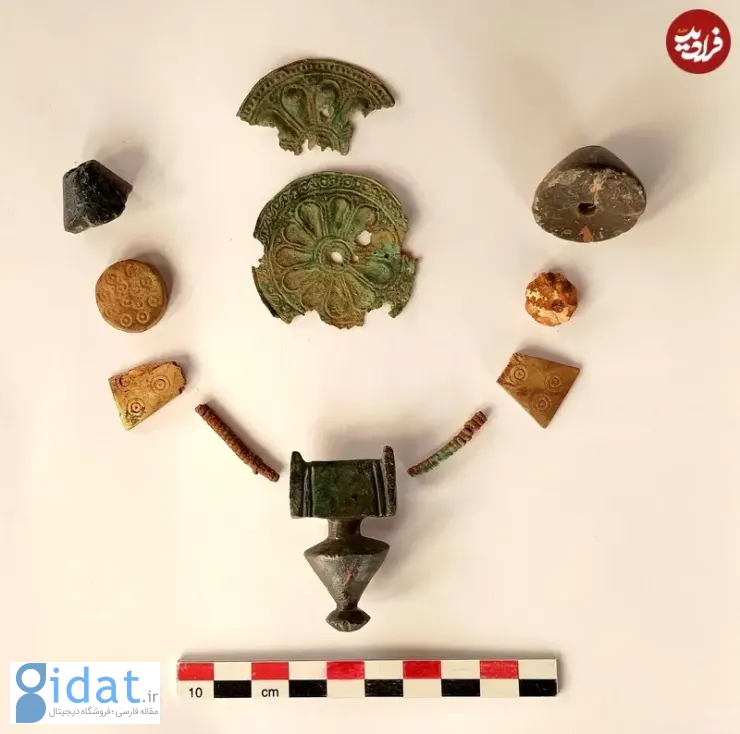 Necklace-with-bronze-and-beads_11zon