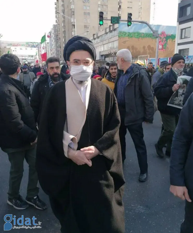 حضور مجتبی خامنه ای در راهپیمایی 22 بهمن