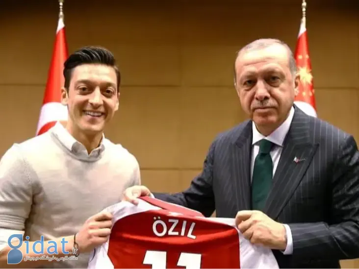 اوزیل وارد سیاست شد