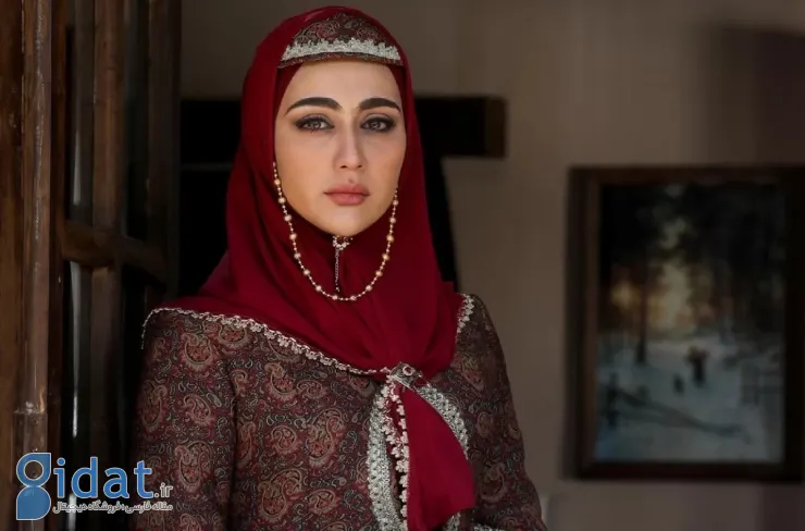 بازیگر زن گیلدخت با ظاهری زیبا جذاب بود