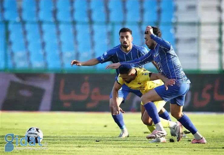 پیروزی سخت استقلال مقابل تیم ده نفره شمس آذر