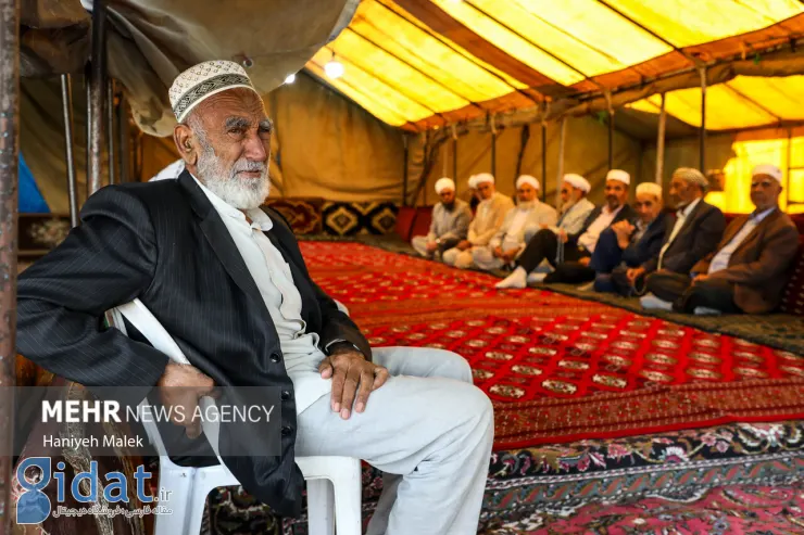 تصاویر دردناک از مراسم خاکسپاری صابر کاظمی