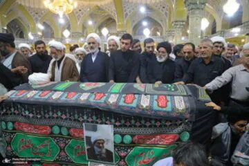 عکسی از سیدحسن خمینی در مراسم خاکسپاری