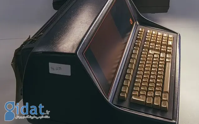 اولین کامپیوتر قابل حمل دنیا چند کیلو بود؟