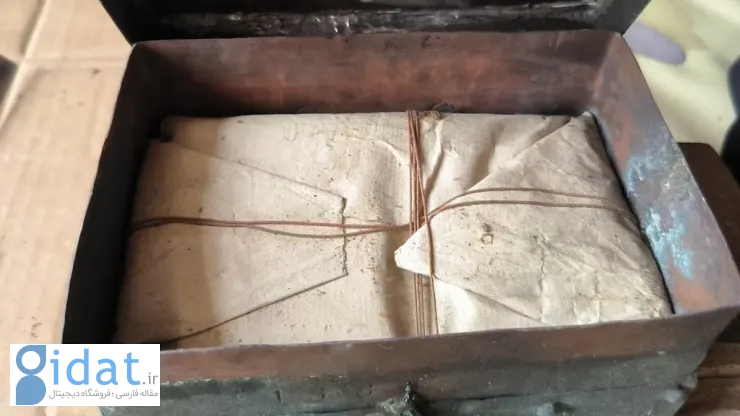 یک کپسول زمان 300 ساله در یک برج کلیسایی در لهستان کشف شد