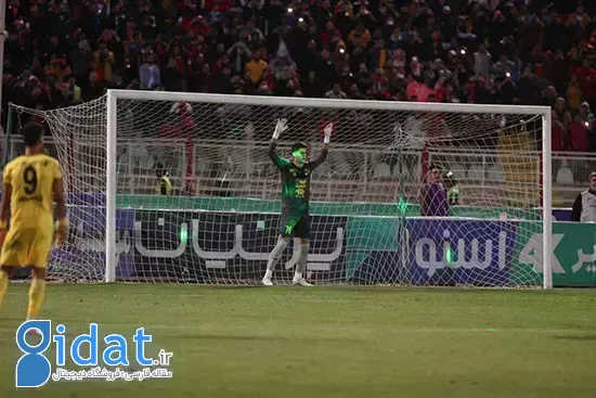 تنها استادیوم ایران که زنان در آن اندازه مردان، احترام دارند