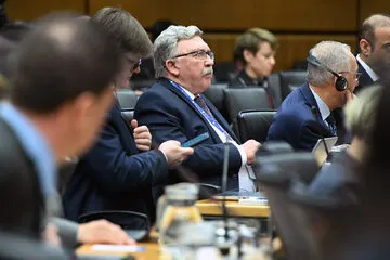 اولیانوف: مسکو آماده کمک به ایران است، اما