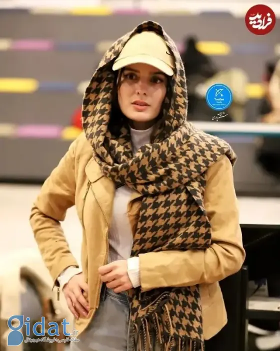 تیپ و ظاهر غزاله اکرمی در تمرین تیم بولینگ هنرمندان