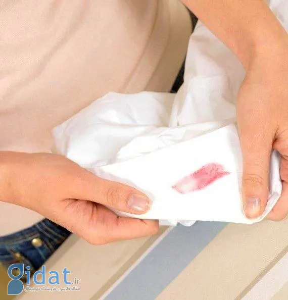 بهترین روش ها برای پاک کردن لکه خون از روی سطوح مختلف