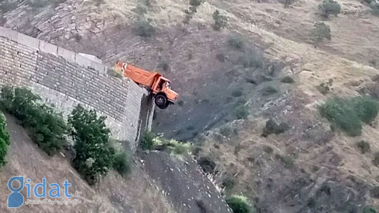 تصویری هولناک از توقف کامیون در یک قدمی مرگ!