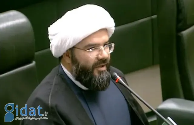 نیک بین: دوگانگی حجاب و بی حجابی صحیح نیست
