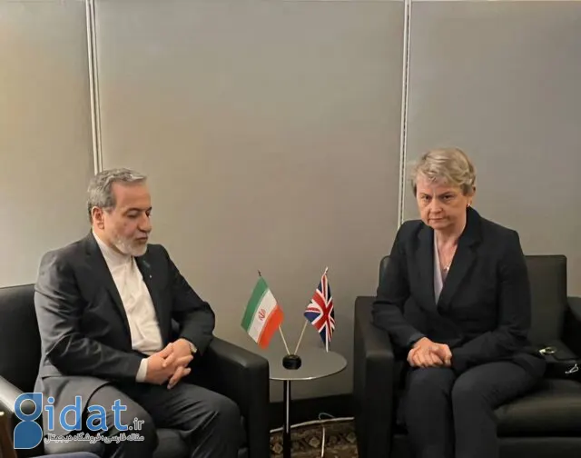 تماس تلفنی وزیر امور خارجه بریتانیا با عراقچی