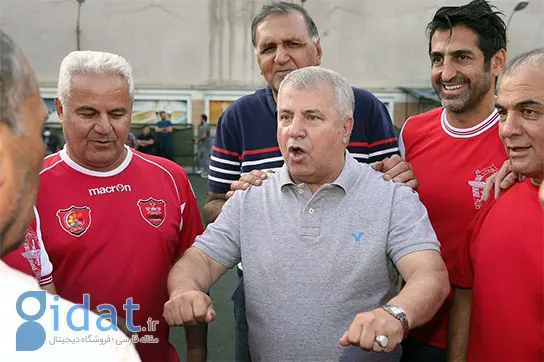 آقایان پیشکسوت، نیمکت پرسپولیس ارث شما نیست!