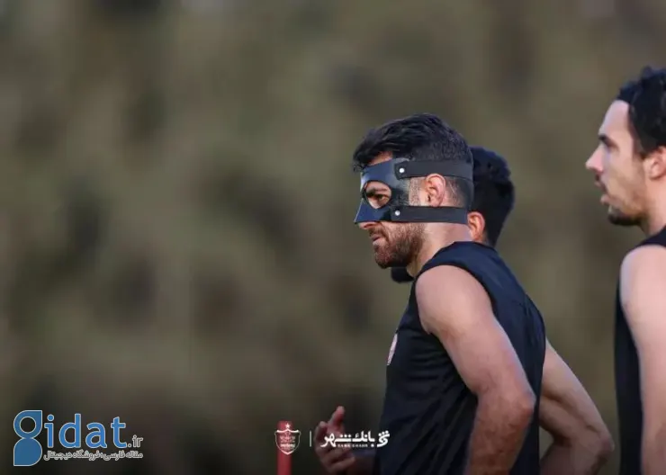 پورعلی گنجی مقصر تساوی پرسپولیس را مشخص کرد