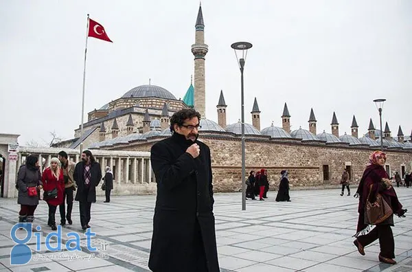 آقا شهرام! خسته ای، بشین خونه و حرف نزن!