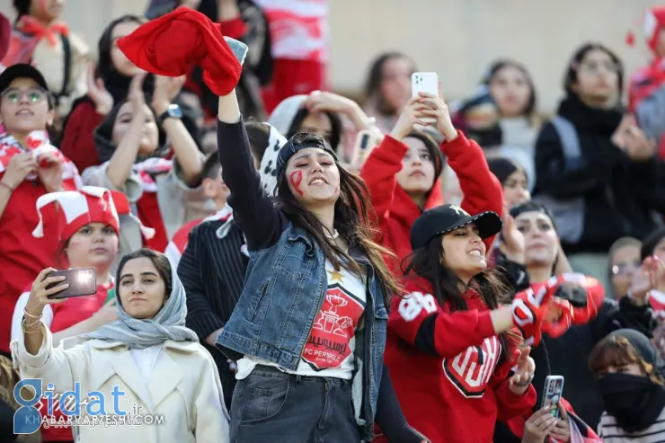 تماشاگران مرد از حضور در بازی های پرسپولیس محروم شدند