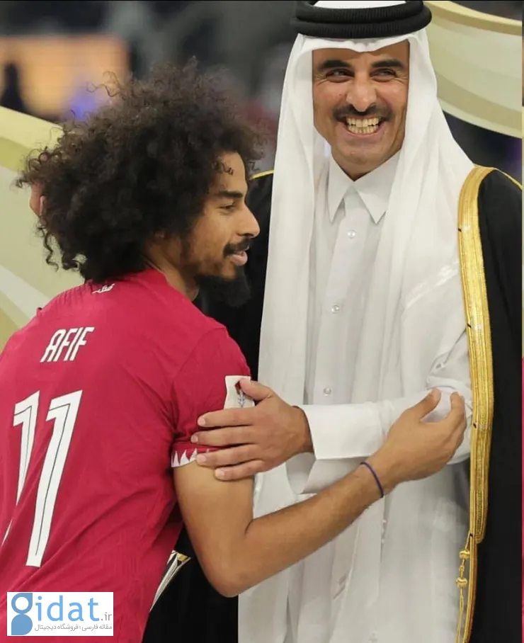 امیر قطر با مرد شماره یک جام می خندد