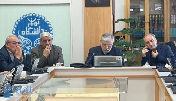 وزیر علوم برای پیگیری اتفاقات اخیر وارد دانشگاه تهران شد