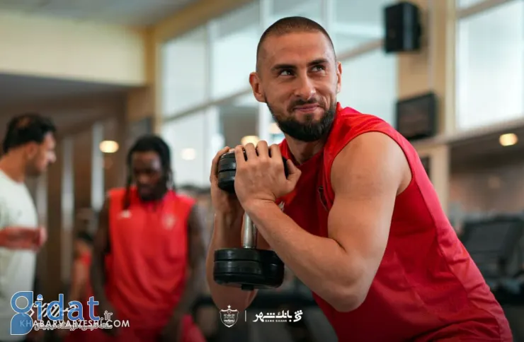 رقابت تنگاتنگ دروازه‌بانان پرسپولیس به سالن وزنه رسید
