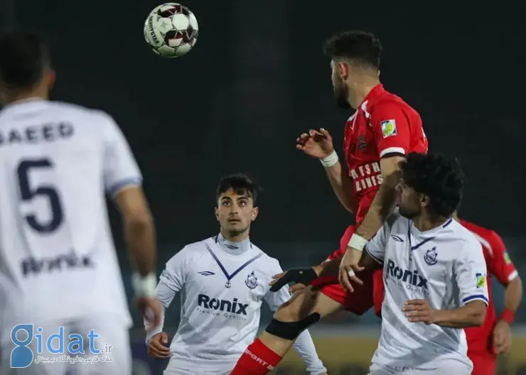 حسرت ملوان و ده ساله مقابل پرسپولیس