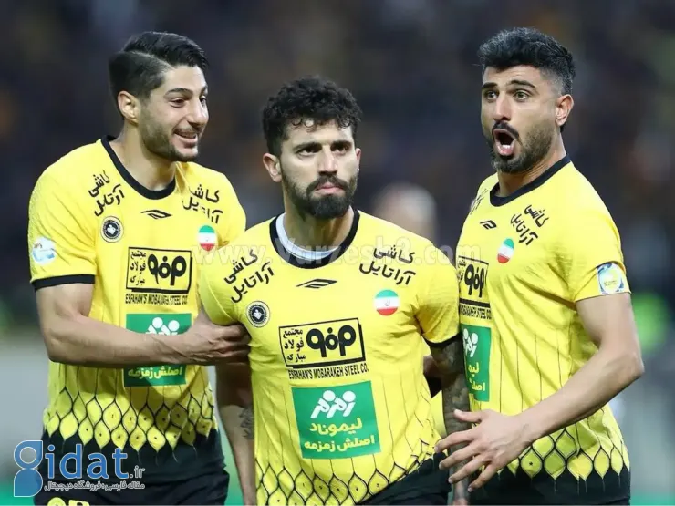 دانشگر به لباس سپاهان گیر داد!