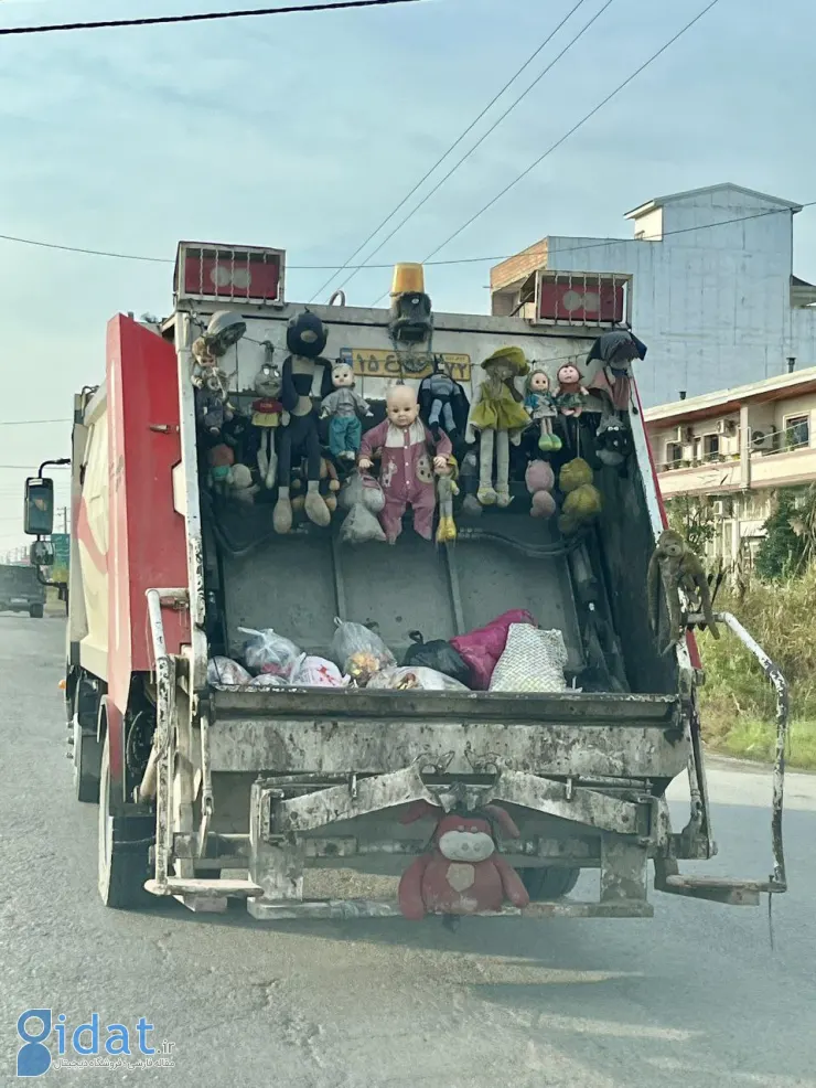 ظاهر متفاوت یک دستگاه زباله جمع آوری در تهران