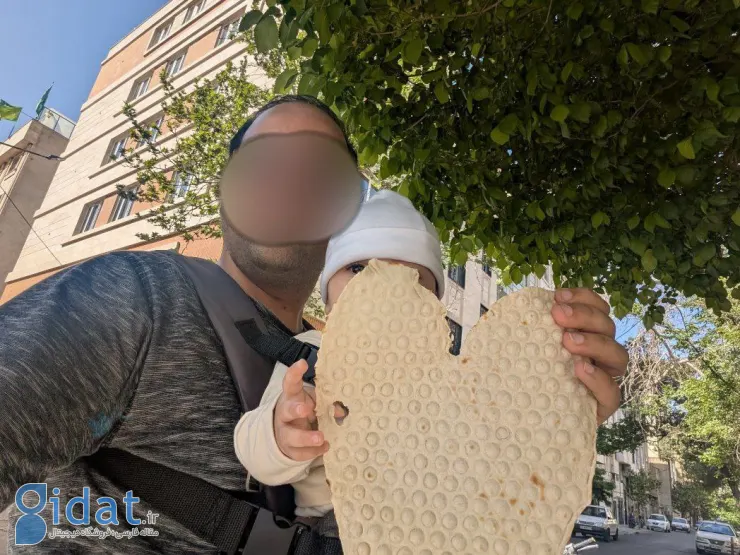 اجرای خنده دار یک نانوا برای مشتری کوچکش