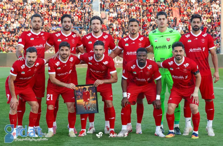 پرسپولیس پس از دو ماه قهرمان شد