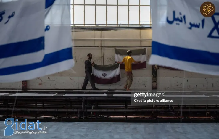 عکس های کارخانه پرچم آمریکا در ایران