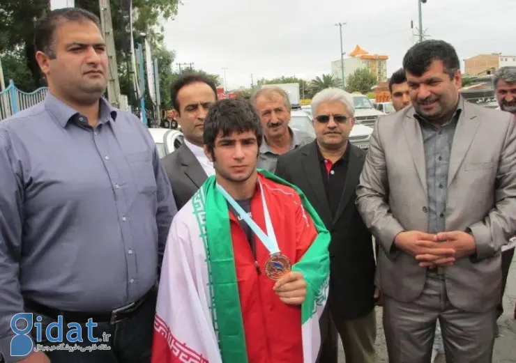 کشتی گیر ایرانی درگذشت