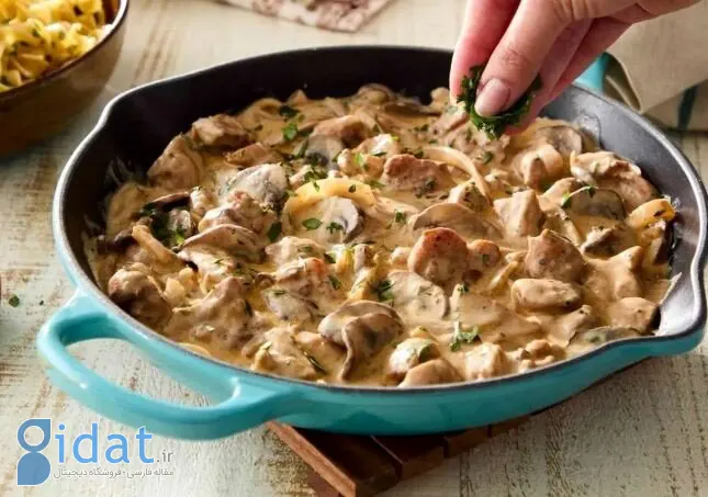 طرز تهیه خوراک مرغ روسی خوشمزه