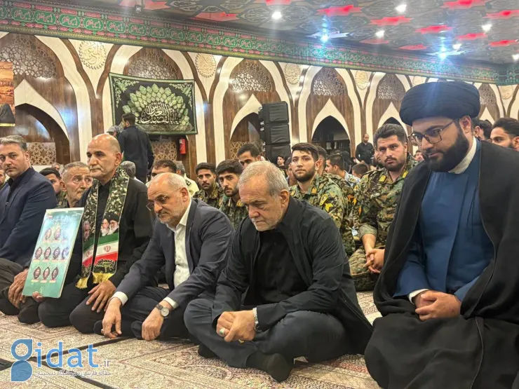 تصویری از پزشکان در مراسم شهدای فرج