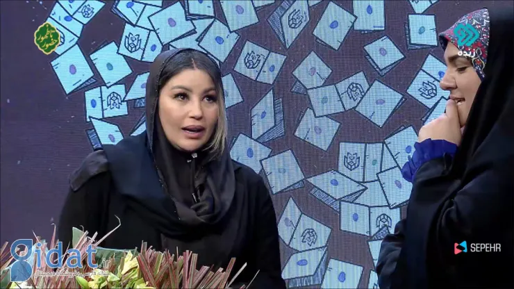 عکس انعکاسی از یک خبرنگار زن لبنانی در کانال 2