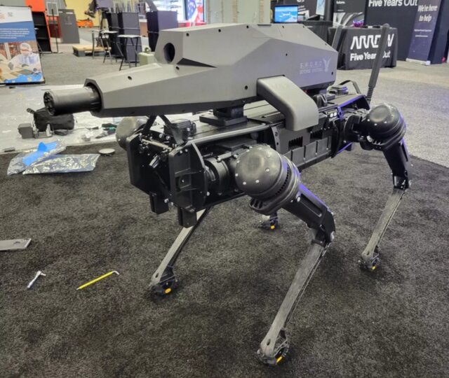 سگ رباتیک مجهز به سلاحی کشنده می شود!
