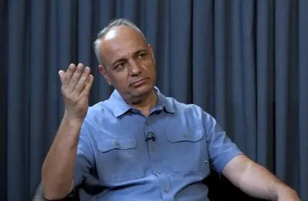 دلفین‌ها از دوست بودن سود می‌برند