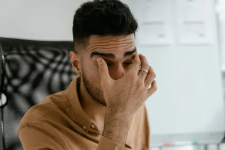 تاری دید صبحگاهی, علت تاری دید در صبح