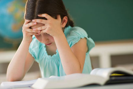 چگونه با مشق ننوشتن بچه ها برخورد کنیم؟