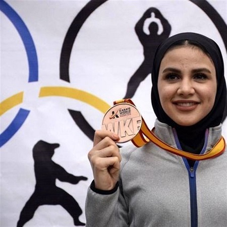 بیوگرافی و عکس های سارا بهمنیار؛ ورزشکار و کاراته کار جوان ایرانی