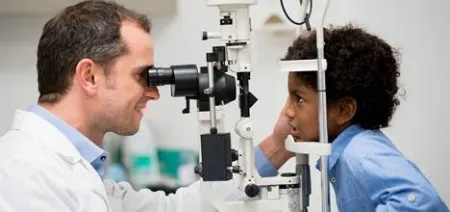 تست بینایی در کودکان و نوزادان