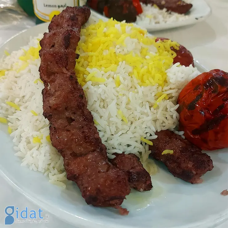 رئیس اتحادیه کباب: چلو کباب زیر 100 هزار تومان سم فروشی است