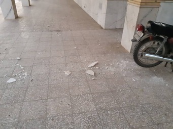 زلزله برازجان باعث ترک دیوار برخی ساختمان ها شد