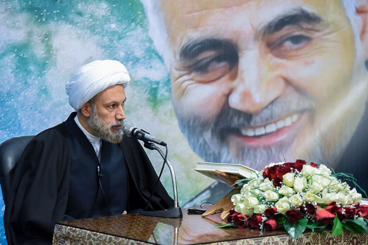 دانشگاهیان و حوزویان مروج رحمت و وحدت باشند